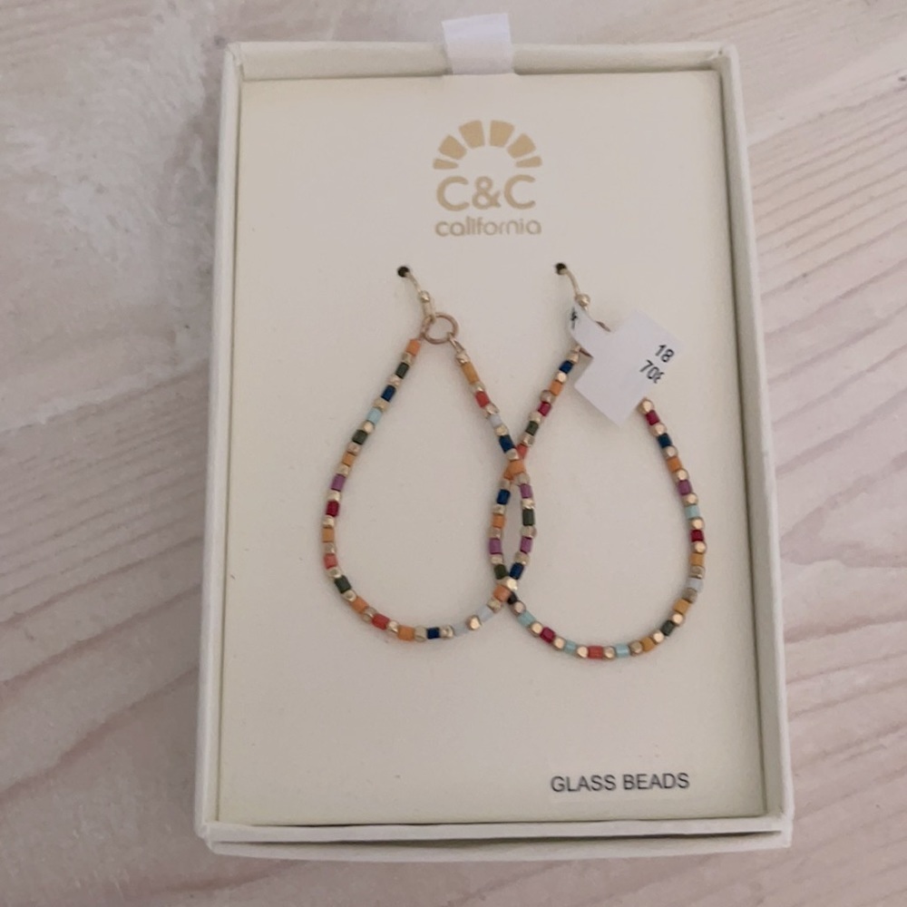 Earrings - Picture 6 of 8